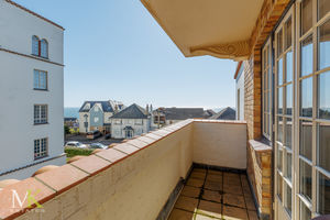 Photo 25- click for photo gallery